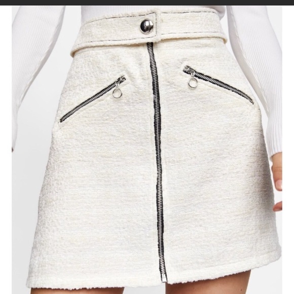 Zara Dresses & Skirts - Zara Tweed Mini Skirt Zara Dresses & Skirts - Zara Tweed Mini Skirt